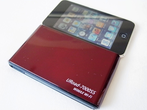 iPadでも高速通信、ポケットサイズの超小型モバイルWiMAXルーター「URoad-7000SS」を使い始めてみた